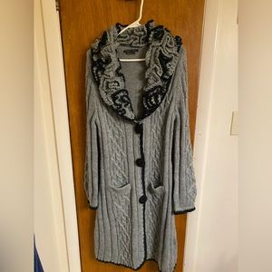 Stunning BCBG Max Azria women’s long sweater in black & gray with unique detail